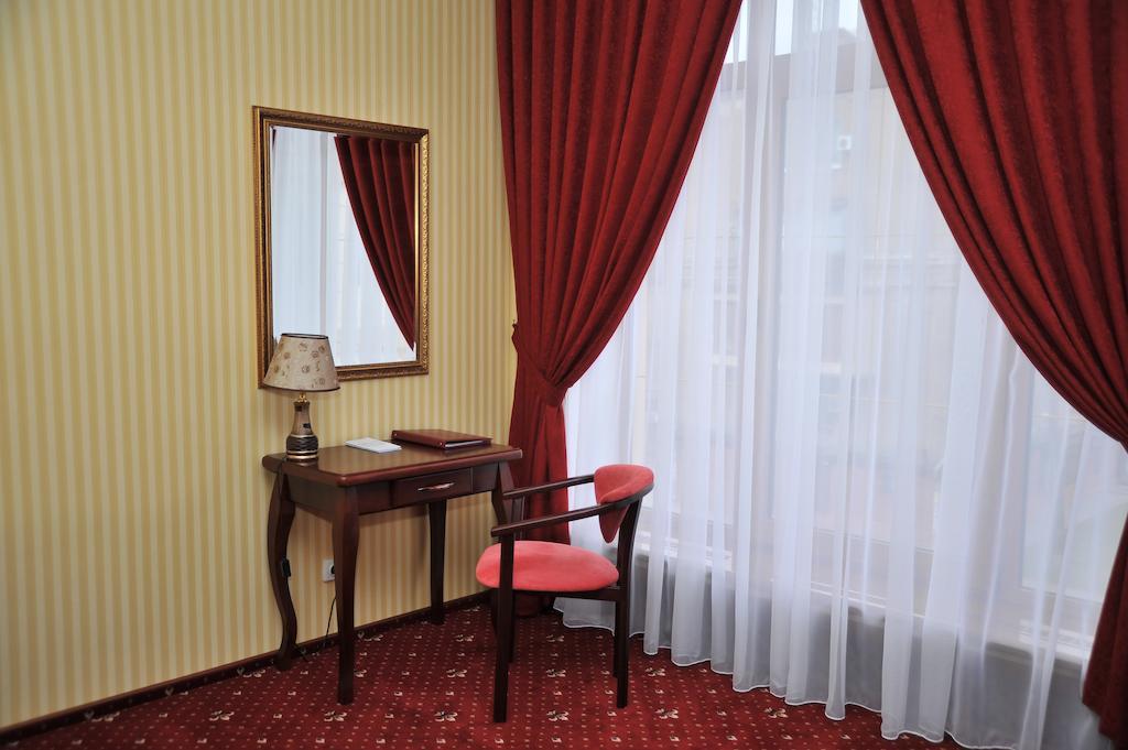Slava Hotel Zaporizhia Værelse billede