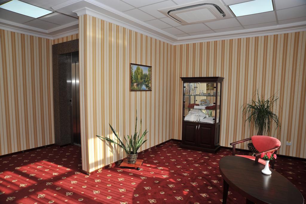 Slava Hotel Zaporizhia Eksteriør billede