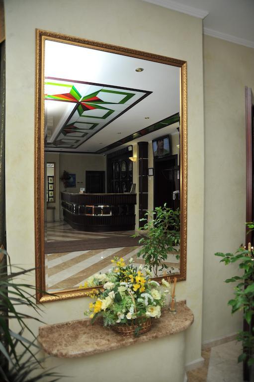 Slava Hotel Zaporizhia Eksteriør billede