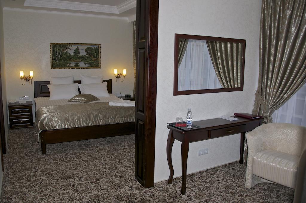 Slava Hotel Zaporizhia Værelse billede