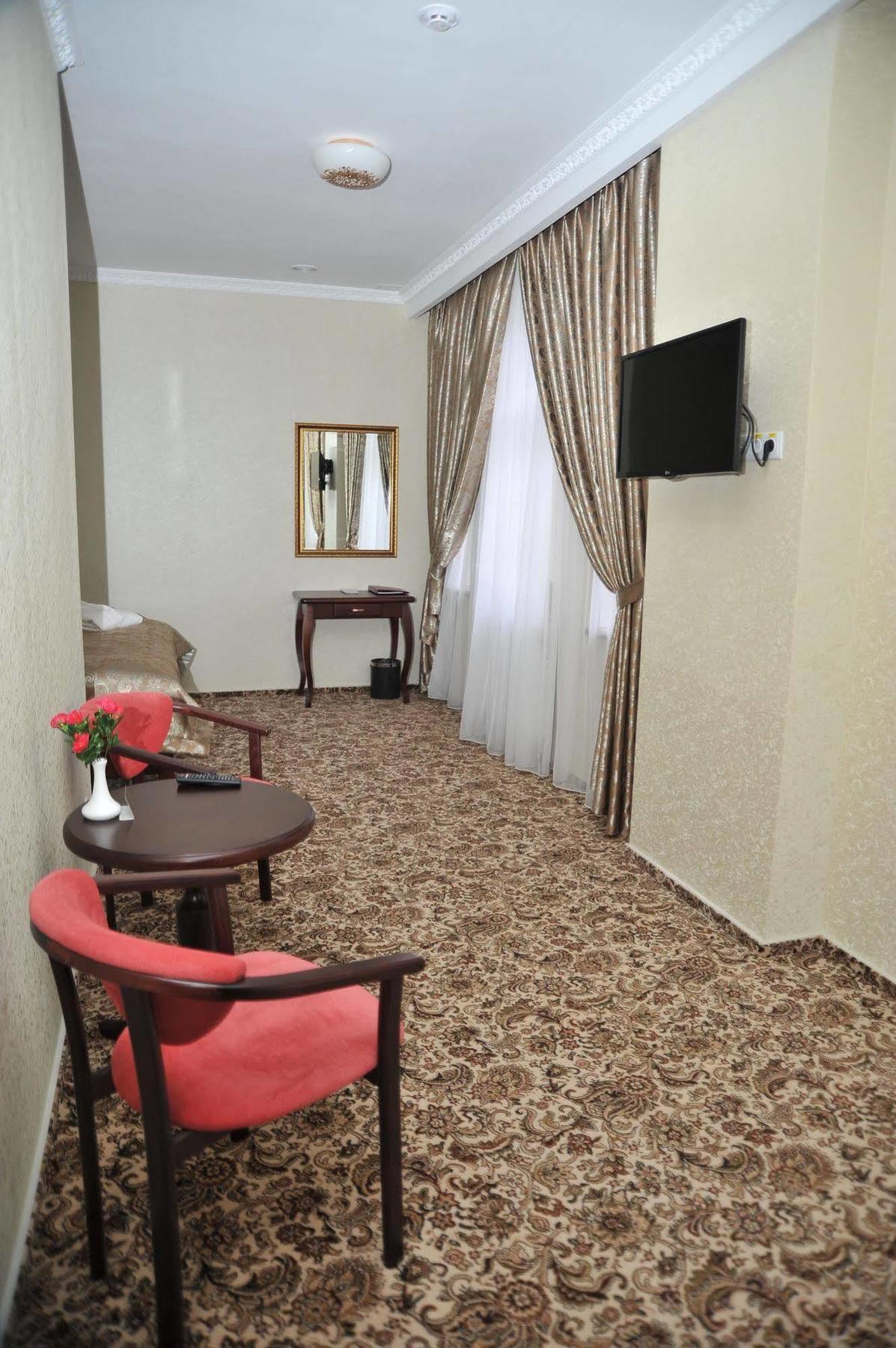 Slava Hotel Zaporizhia Eksteriør billede