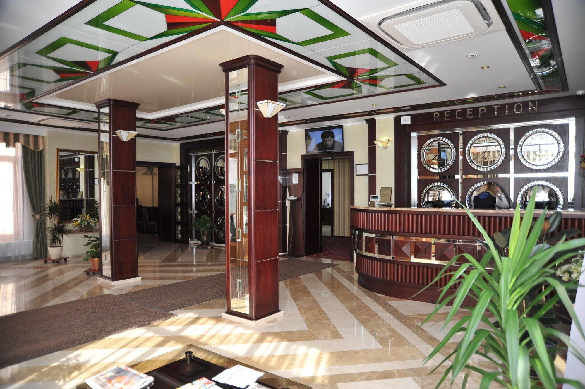 Slava Hotel Zaporizhia Eksteriør billede